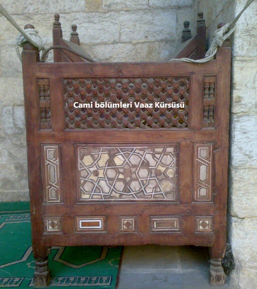 Cami bölümleri Vaaz Kürsüsü